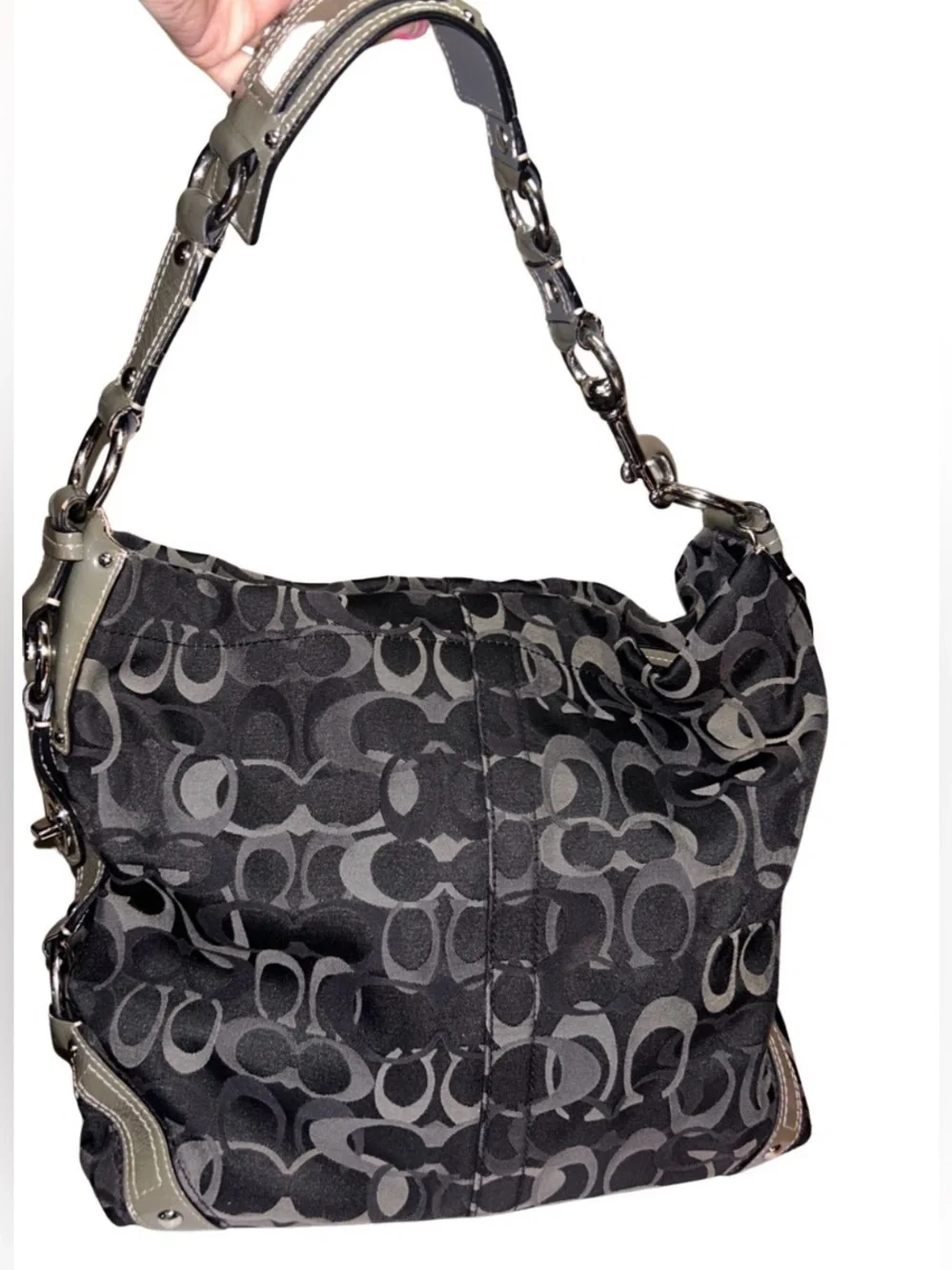 Coach Carly signature jacquard hobo black l& gray bag with chunky silver EUC
